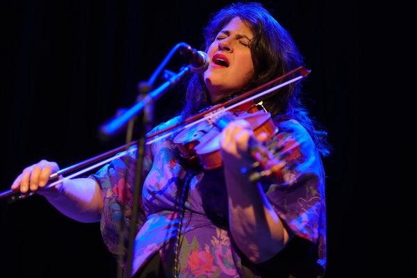 Laura Cortese hoogzwanger  in Veldhoven in 2024, foto Ronald Rietman